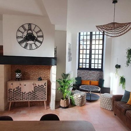 Appartement Duplex Au Coeur Du Centre Historique Bergerac Exteriör bild