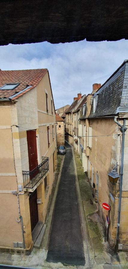 Appartement Duplex Au Coeur Du Centre Historique Bergerac Exteriör bild